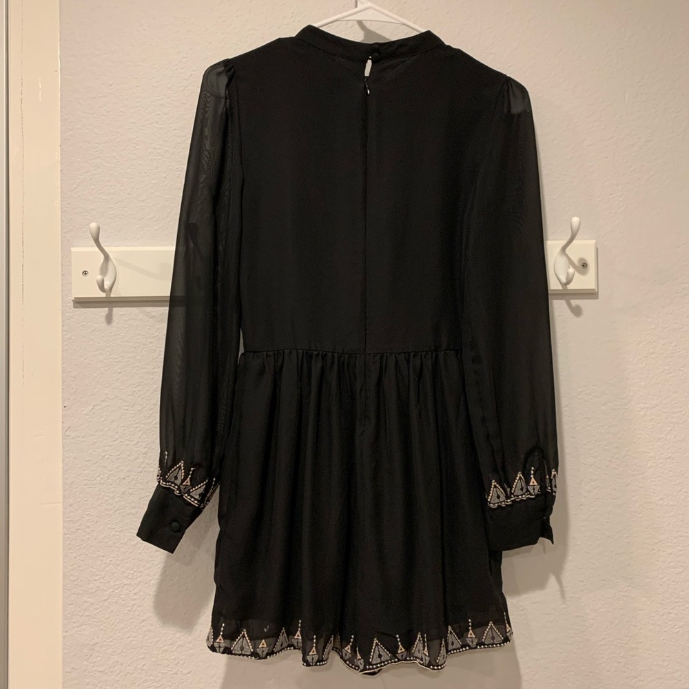 House of Harlow Black Sheer Embroidered Romper - Picture 7 of 7